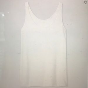 NWT Uniqlo Airism Sleeveless Top in White